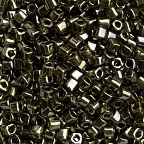Cube 1,5mm Gold Lustered Green Tea