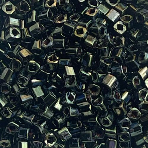 TOHO Cube 1.5mm HYBRID Antiqued Metallic Black