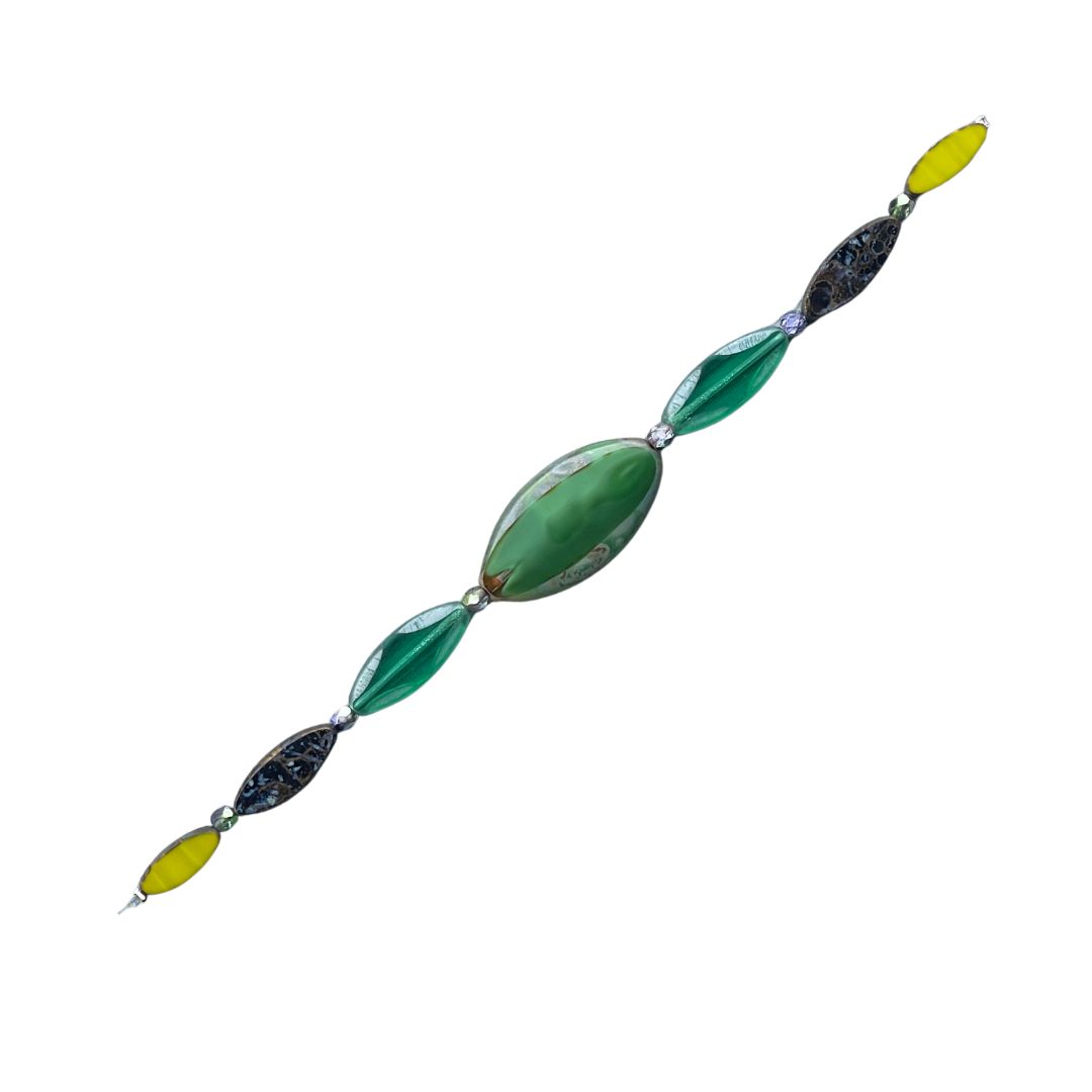 Big Crystal Smooth Green  7 Bds - Image 1