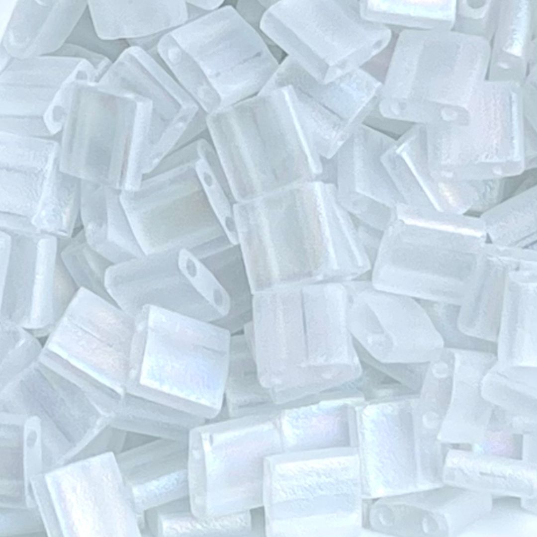 Tila Bead 5mm Matte Transparent Crystal AB - Image 1
