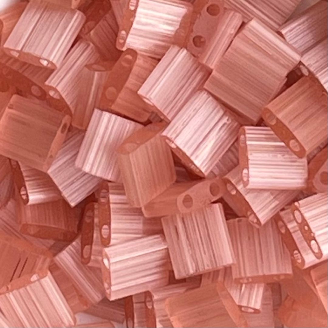 Tila Bead 5mm Silk Pale Coral - Image 1