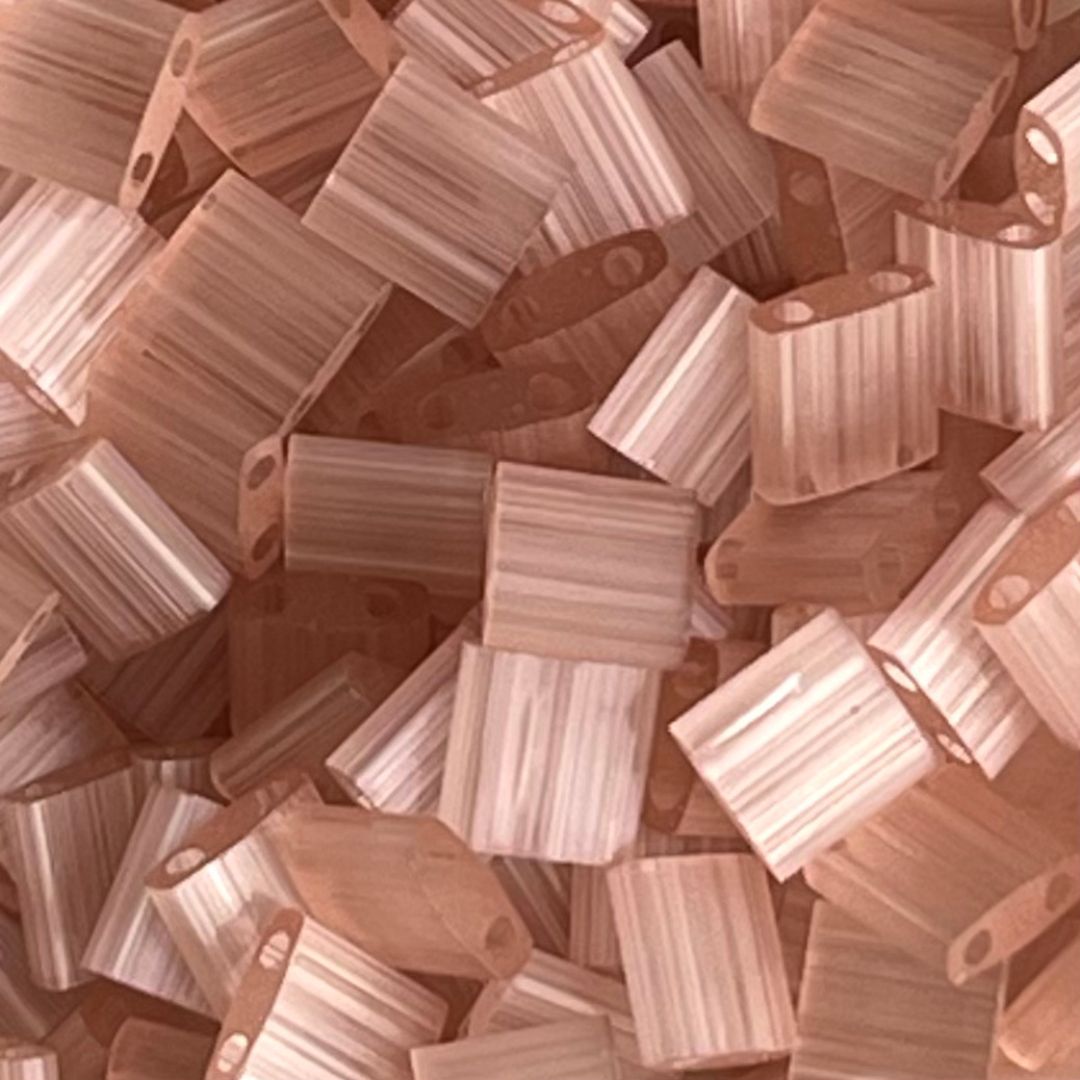 Tila Bead 5mm Silk Pale Pink - Image 1