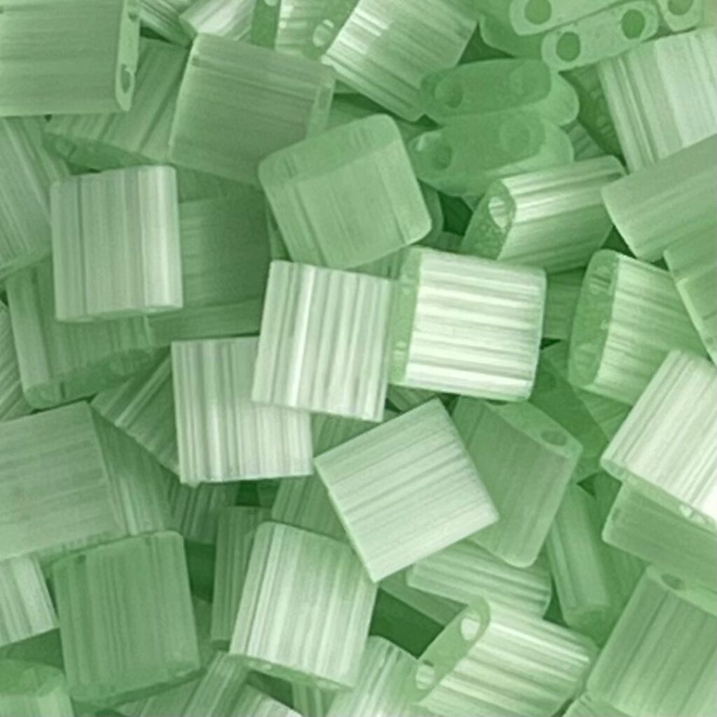 Tila Bead 5mm Silk Pale Green