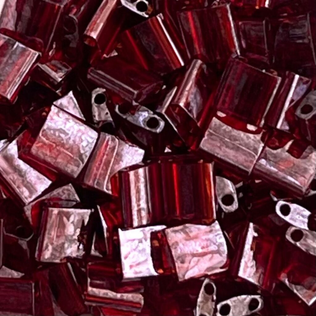 Tila Bead 5mm Garnet Gold Iris