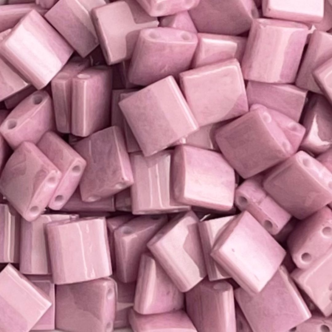 Tila Bead 5mm Opaque Antique Rose Luster - Image 1