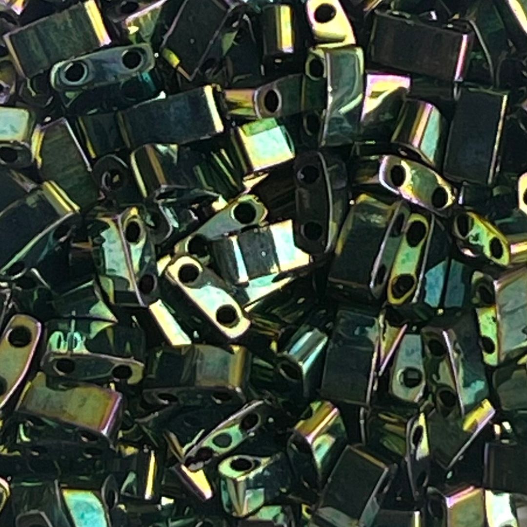 Half Tila Metallic Green Iris - Image 1