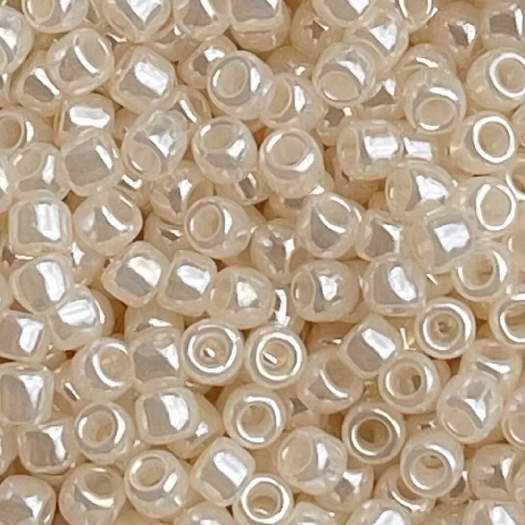 Round #8 Ceylon Lt Ivory - Image 1