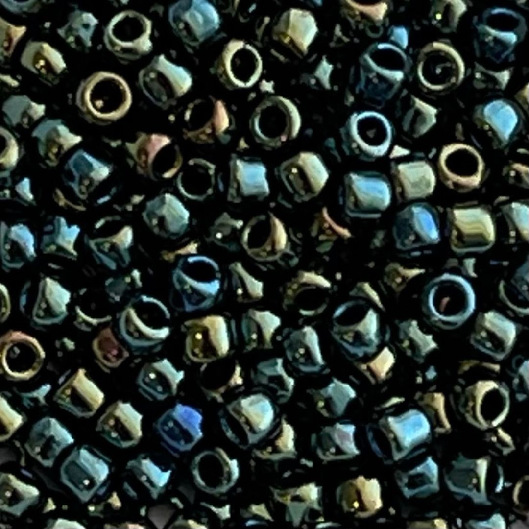 Round #8 Metallic Iris Green Brown - Image 1