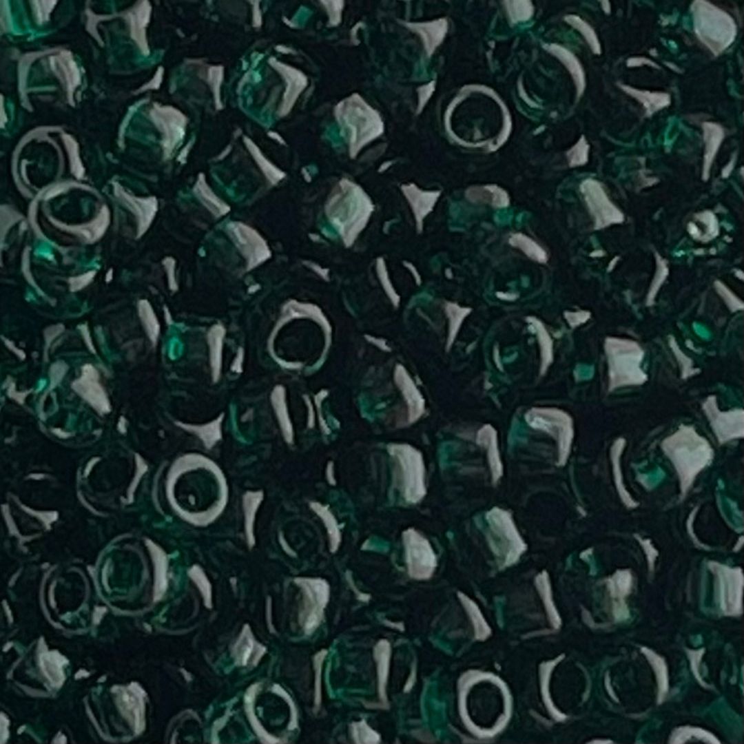 Round #8 Transparent Green Emerald - Image 1
