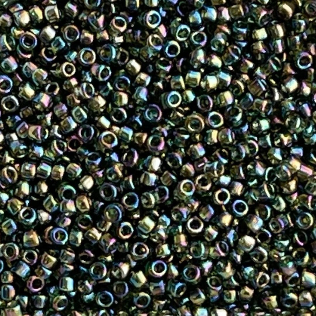 Round #15 Transparent Rainbow Olivine - Image 1