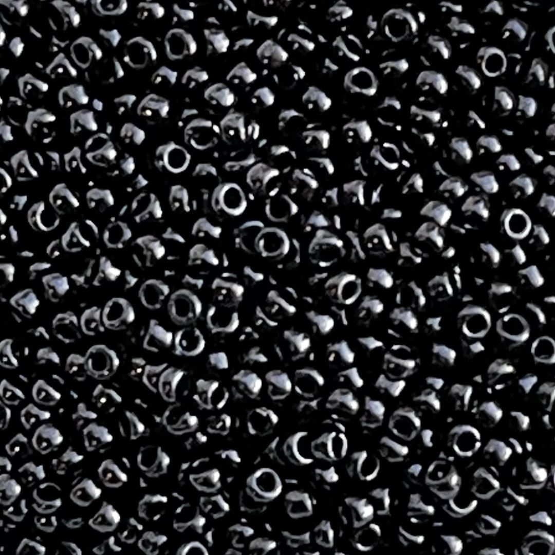 Round #15 Opaque Jet - Image 1
