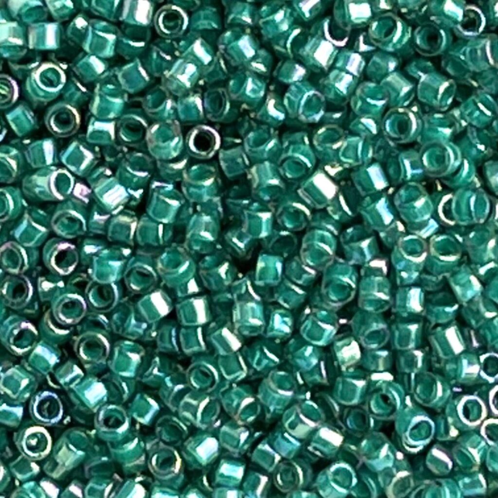 Treasure Teal-Lined Lt Sapphire Rainbow x 10 grs