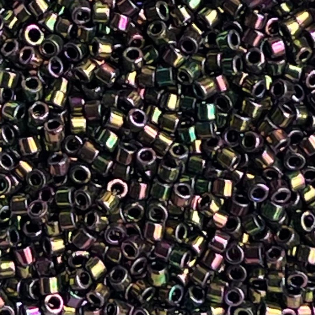 Treasure Metallic Rainbow Dark - Image 1