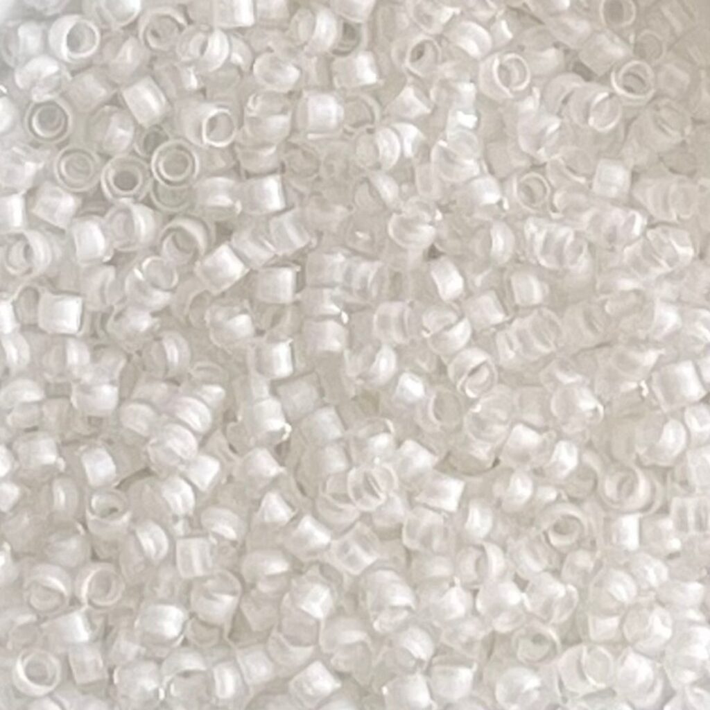 Treasure Snow-Lined Crystal x 10 grs